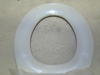 NEW RV/MOTORHOMEOLSONITE HEAVY DUTY TOILET SEAT 