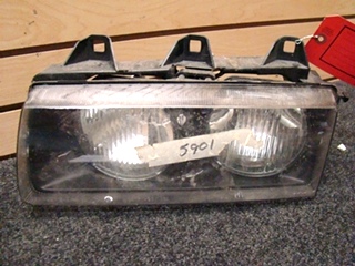 USED FLEETWOOD AMERICAN EAGLE HEADLIGHT SET 20-366 SIZE: 8 1/4L