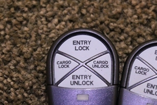 USED MOTORHOME SET OF 2 KEYLESS ENTRY KEY FOBS FOR SALE